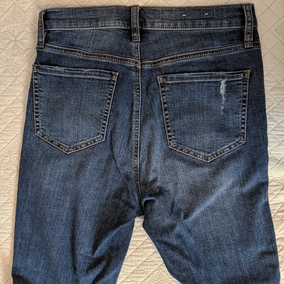 DYNDNM KATE denim jeans, hi-rise, distressed and raw, asymmetrical hem - Picture 8 of 8